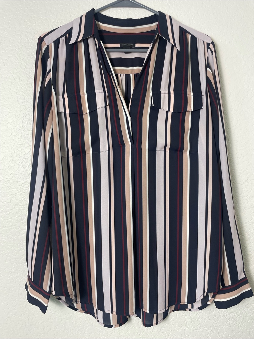 Ann Taylor Striped Popover Blouse Size M Long Sleeve Work Career Top